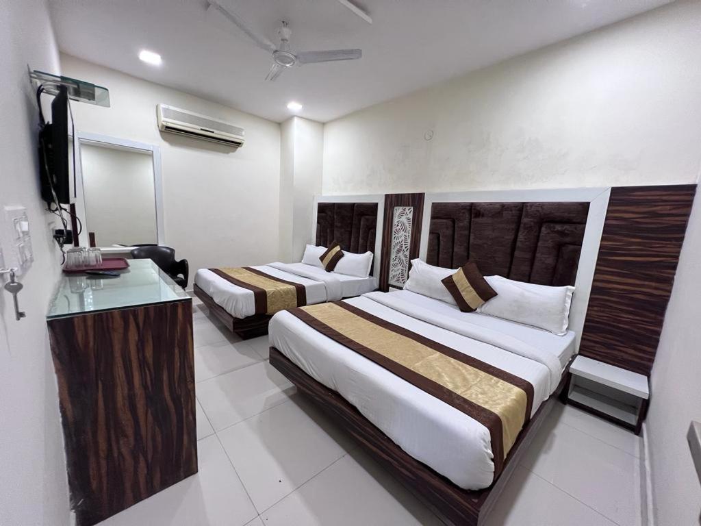 Hotel Sehmi'S Best Rest Inn Amritsar Exterior foto